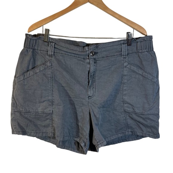 Old Navy Pants - Old Navy Gray Shorts Womens XL Elastic Waist 100% Cotton Pockets Cargo Casual